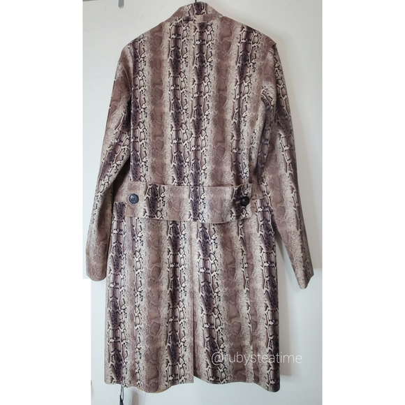 BLANK NYC /ANTHRO Renegade Snake Print Long Blazer Jacket, Vegan Faux Suede, NWT - Picture 4 of 15
